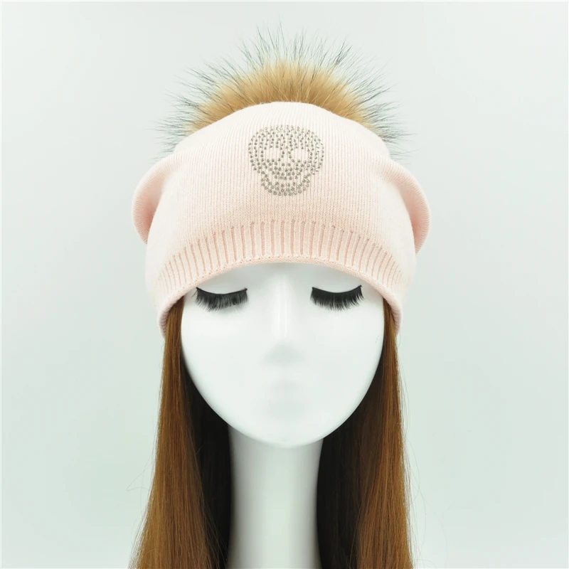 Real Fur Winter Hat Raccoon Fur Pom Pom Hats Shining Rhinestone For Women Brand Thick Women Hat Wholesale Knitted Beanies Cap