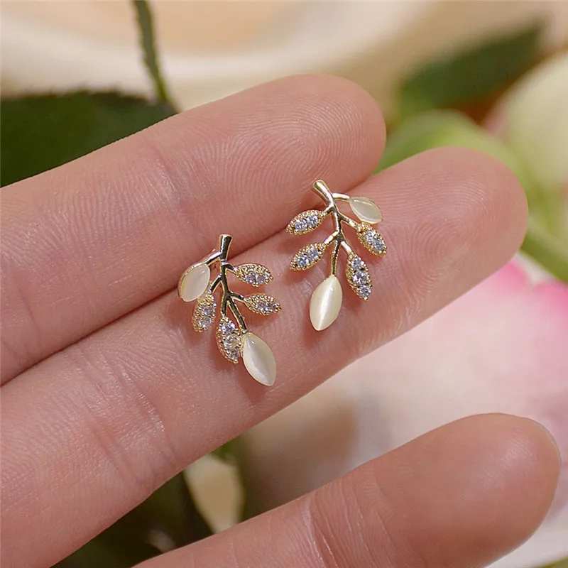 

Ins Hot Sale 14K Real Gold Opal Leaves Exquisite Stud Earrings for Women Cubic Zircon ZC Lovely Birthdayearrings