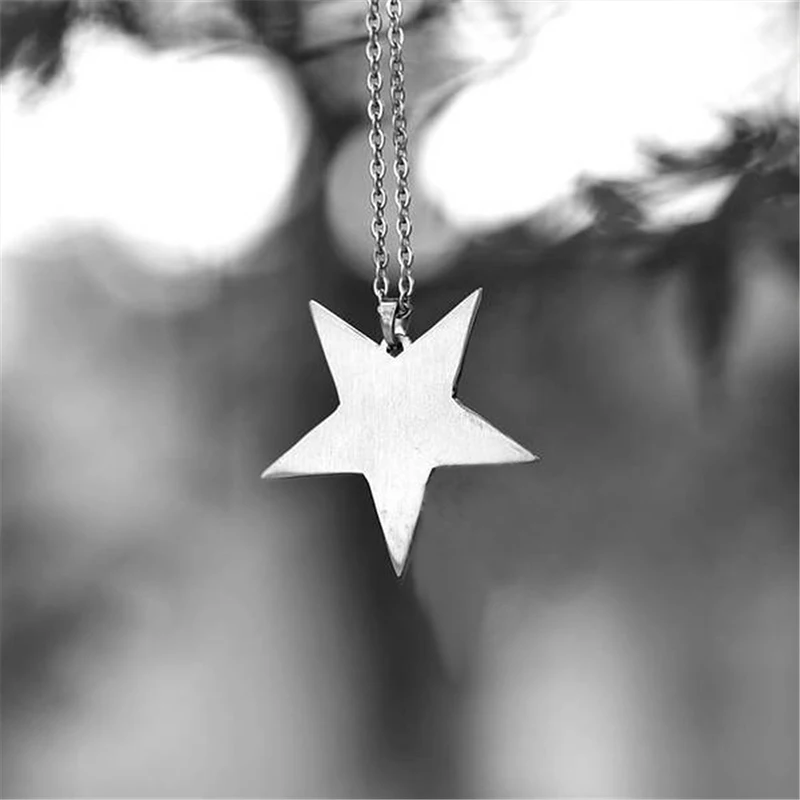 

Trendy Retro Men and Women Punk Hip Hop Trend Fashion Five-pointed Star Student Necklace Pendant Accessories Holiday Gift
