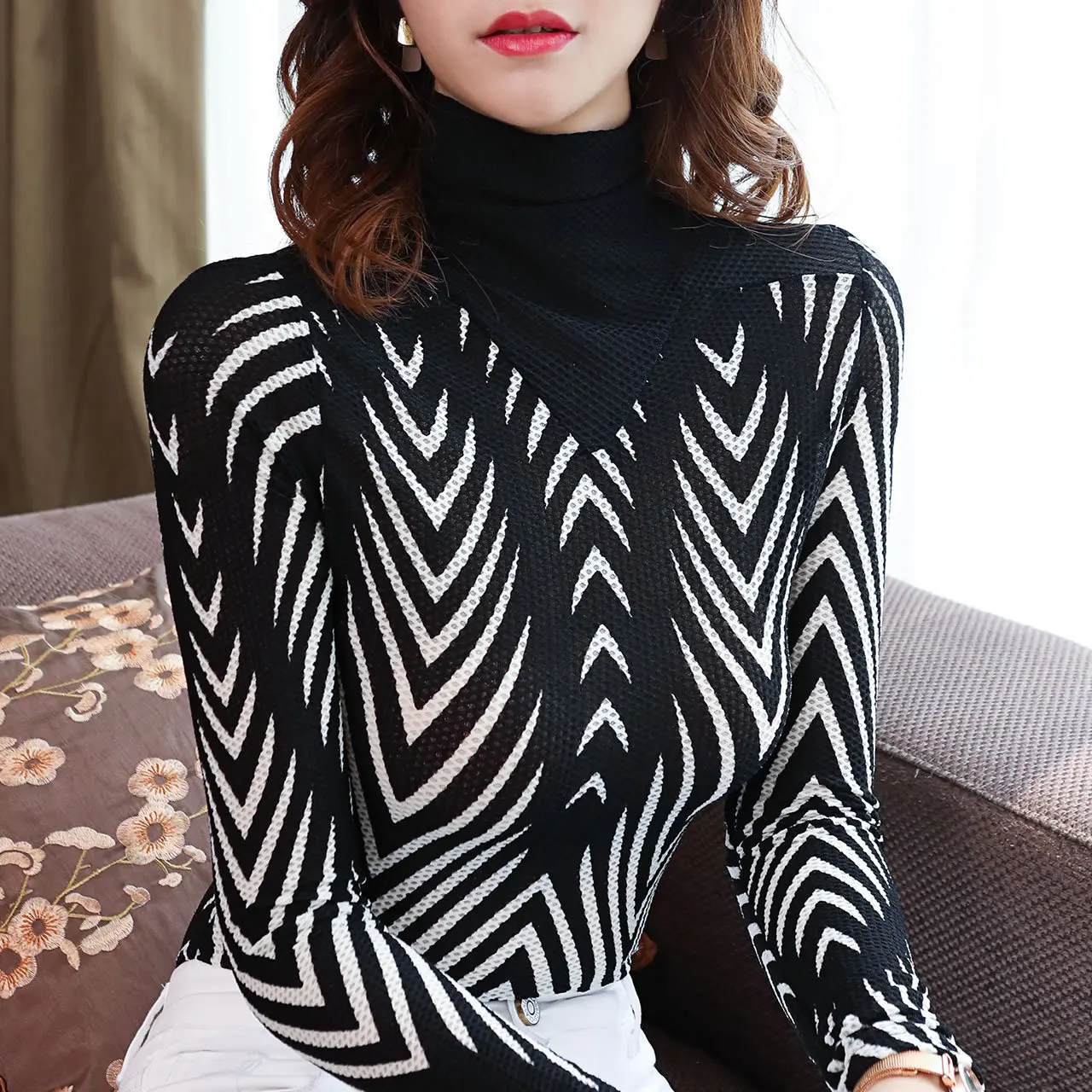 

Black White Color Block Turtleneck Women Shirts Autumn Winter Long Sleeve Lace Mesh Skinny tshirt Thin Basic Tops Female Blusas