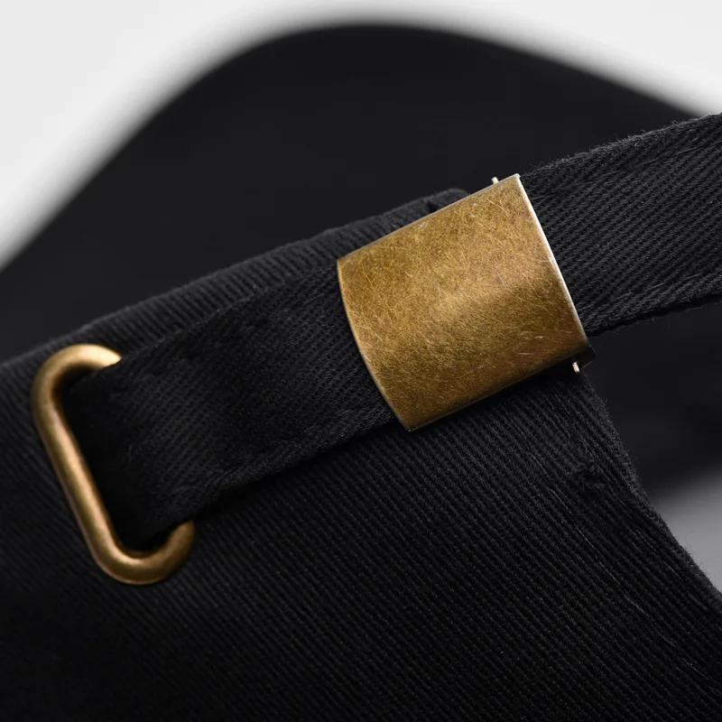 Кепка унисекс с изогнутым солнцезащитным козырьком однотонная бейсболка в стиле