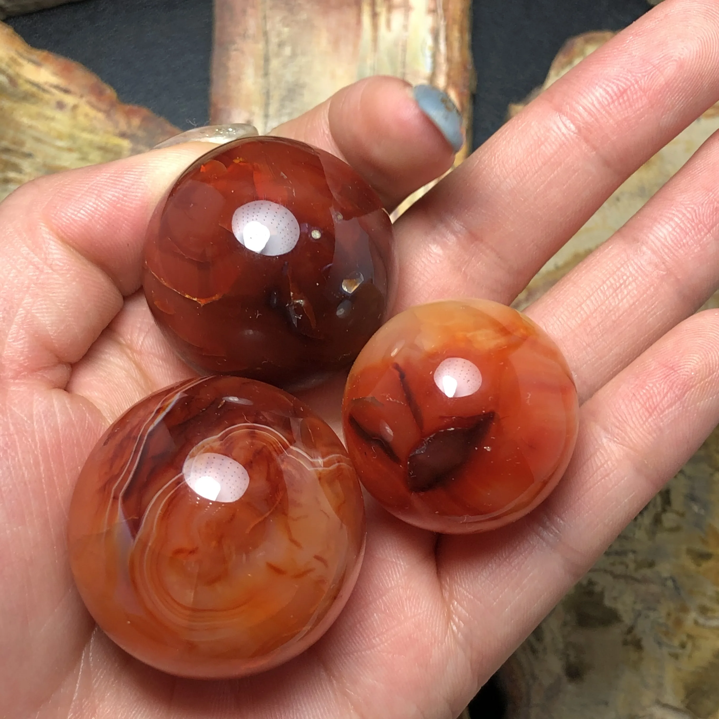 

3Pcs Natural Red Agate Gemstone Crystal Ball Healing Sphere Feishui Stone Meditation Chakra Carnelian Stone Home Decoration