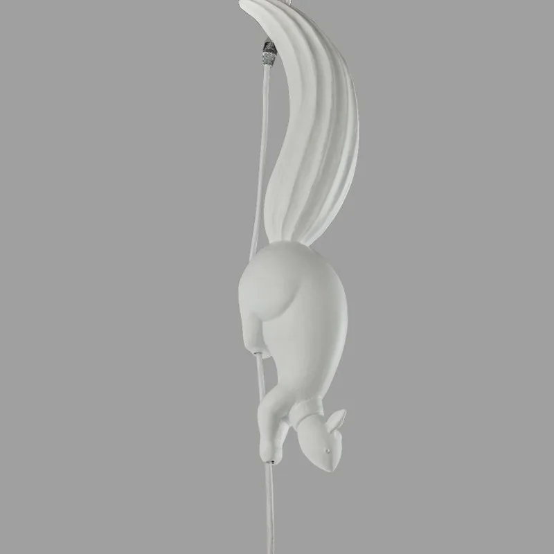 

Nordic Creative Animal Squirrel Resin Modern Pendant Light Restaurant Bedroom Children's Room Gift Decorative Lamp Hanging Lamps
