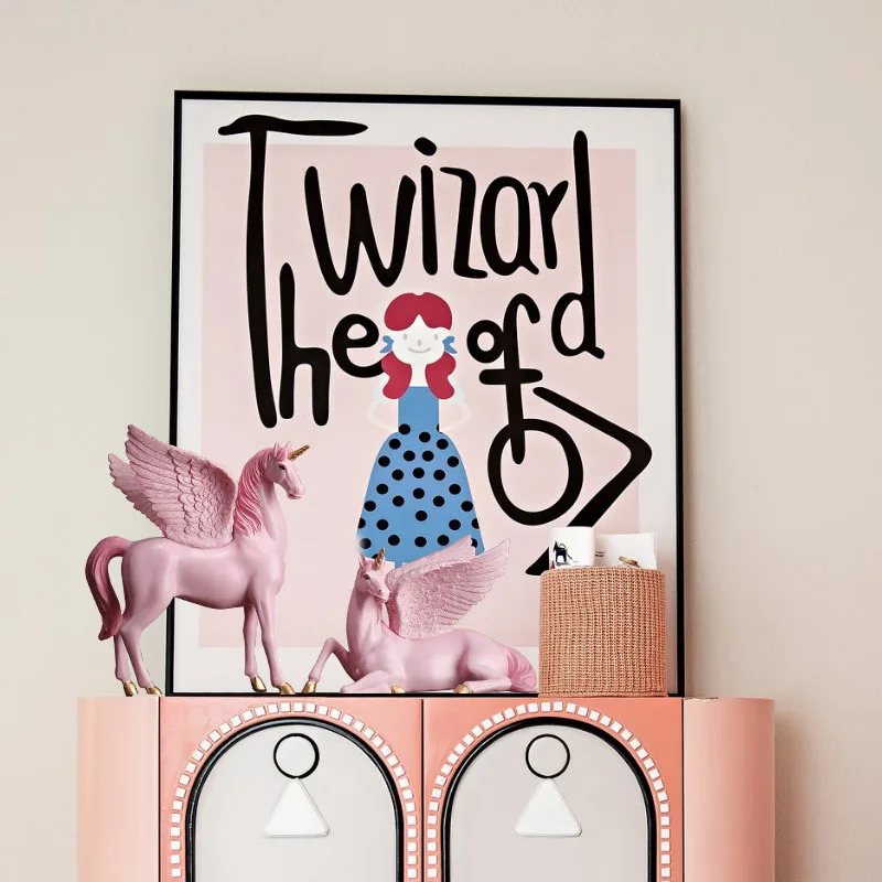 

Nordic Style Creative Mythology Resin Unicorn Pegasus Ornaments Room TV Cabinet Wine Cabinet Desktop Handicraft Decorations