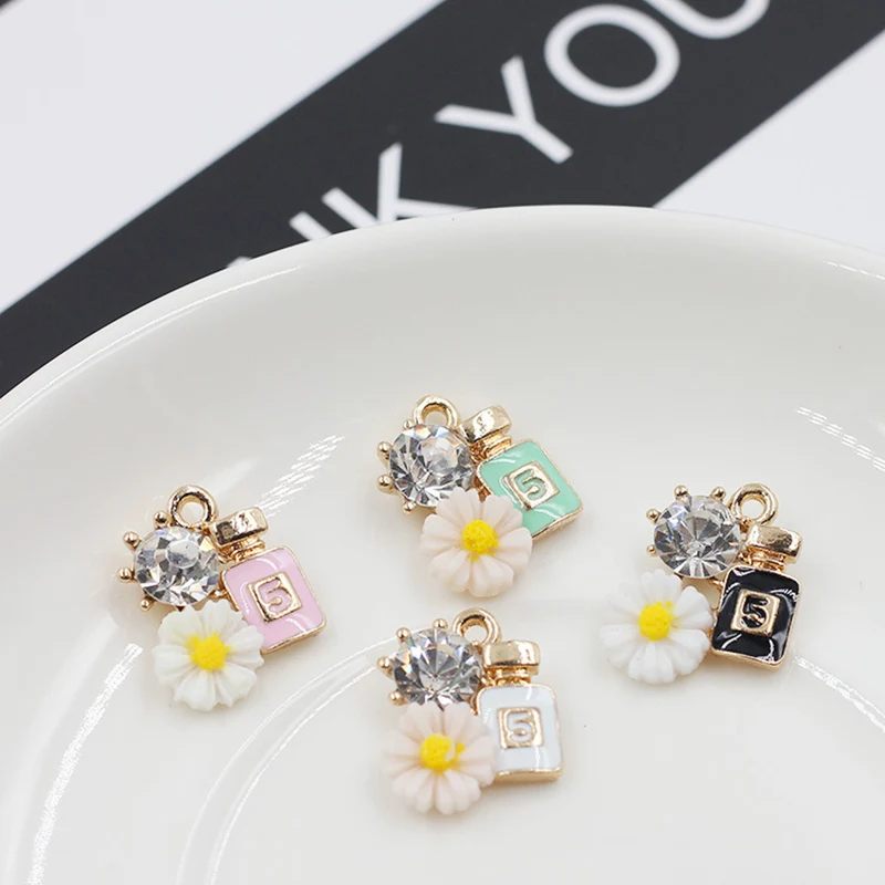 

Подвеска из эмалированного сплава в виде флакона духов, 10 шт.