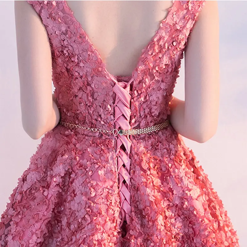 

LAMYA Backless Appliques Short A Line Prom Dresses 2019 Knee Length Evening Party Dress Lace Up Formal Gown Robe De Soiree