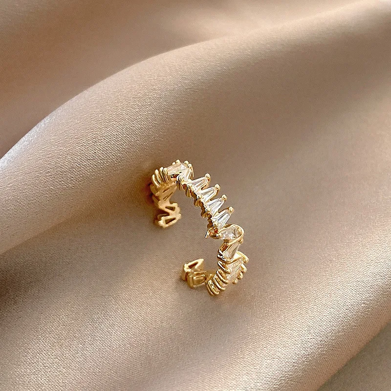 

Classic Luxury Inlaid Zircon Gold Ring Korean Fashion Jewelry Wedding Girl Simple Set Ladies Accessories 2022