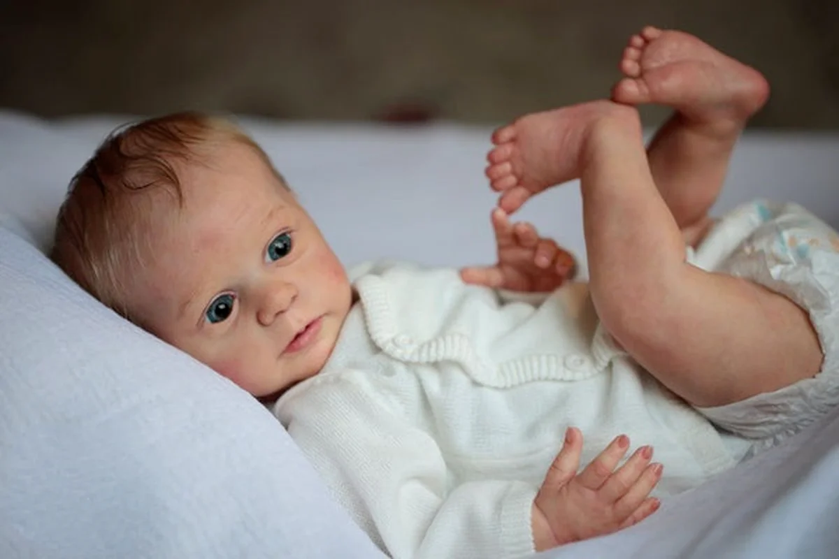 Цена Неокрашенная кукла-Реборн, 19 дюймов, мягкая на ощупь Продажа Неокрашенная кукла-Реборн, 19 дюймов, мягкая на ощупь