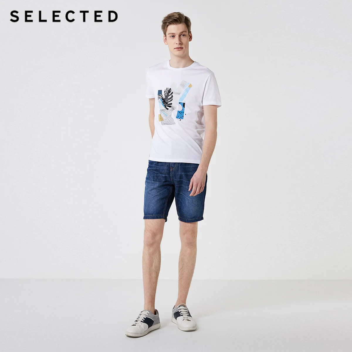 Отобранные хлопковые и льняные выцветающие прямые джинсовые шорты C |