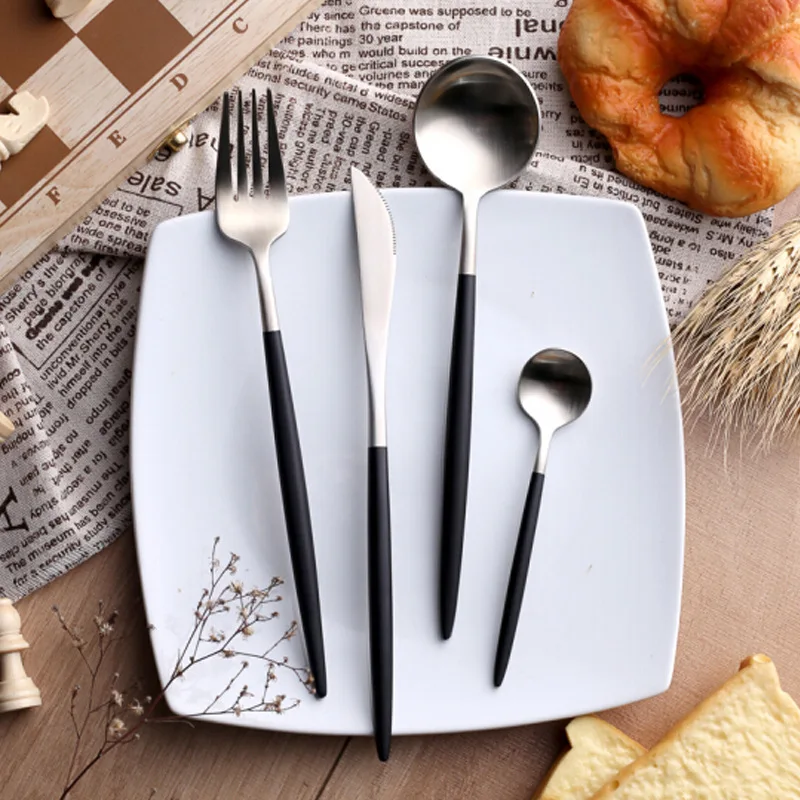 Горячие столовые приборы из нержавеющей стали черные Серебряные Столовые вилка