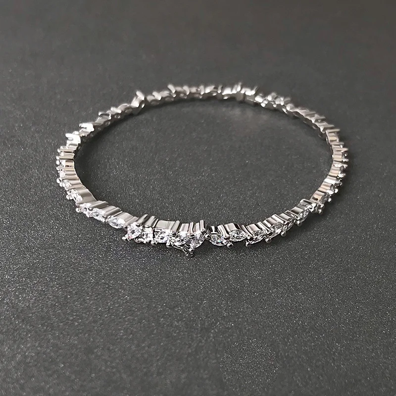 

100%925 Sterling Silver Holiday Sparkle Thin Circle Simple Retro High Sense Female Bracelet for Valentine's day gift birthday