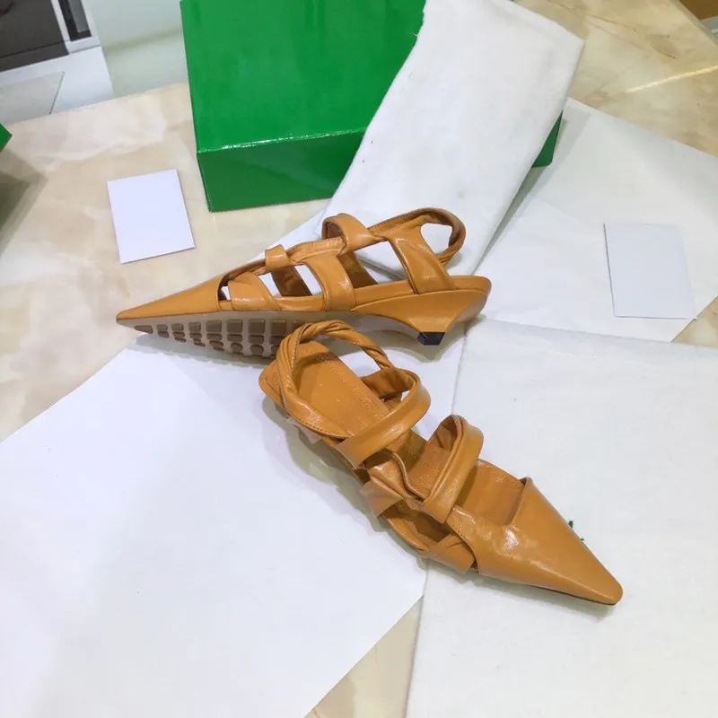 

Pointed Toe Woman Sandals Genuine Leather Fashion Luxury Designer Zapatos De Mujer Top Quality Summer New High Heel Woman Shoes