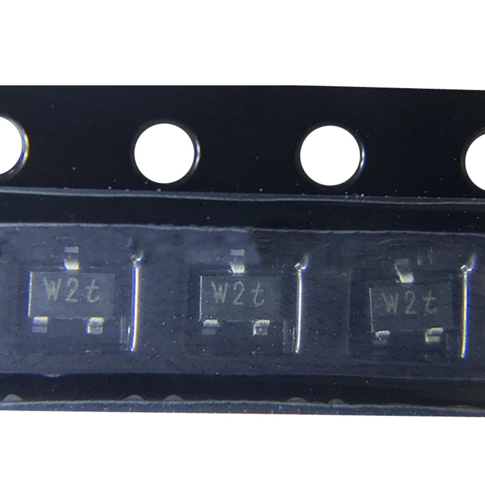 

PRF957 PRF957 SOT-323 Новый и оригинальный на складе