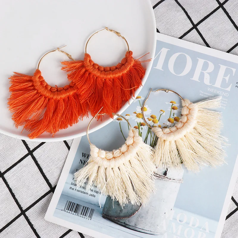 Богемные Винтажные белые оранжевые длинные серьги с кисточками модные украшения