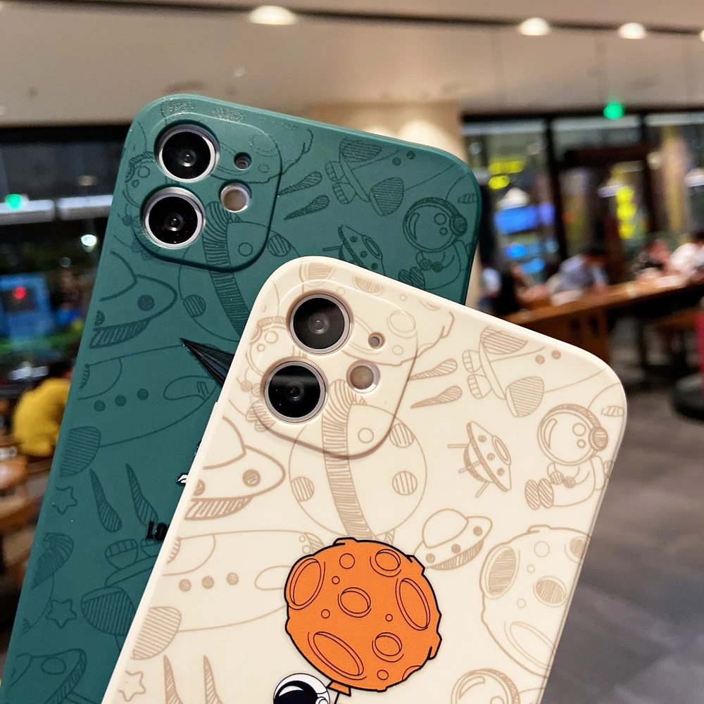 hot sale for iphone 11 12 pro max 7 8 plus xs x xr 13 silicone cute astronaut moon cartoon case phone cover capa couple shell free global shipping