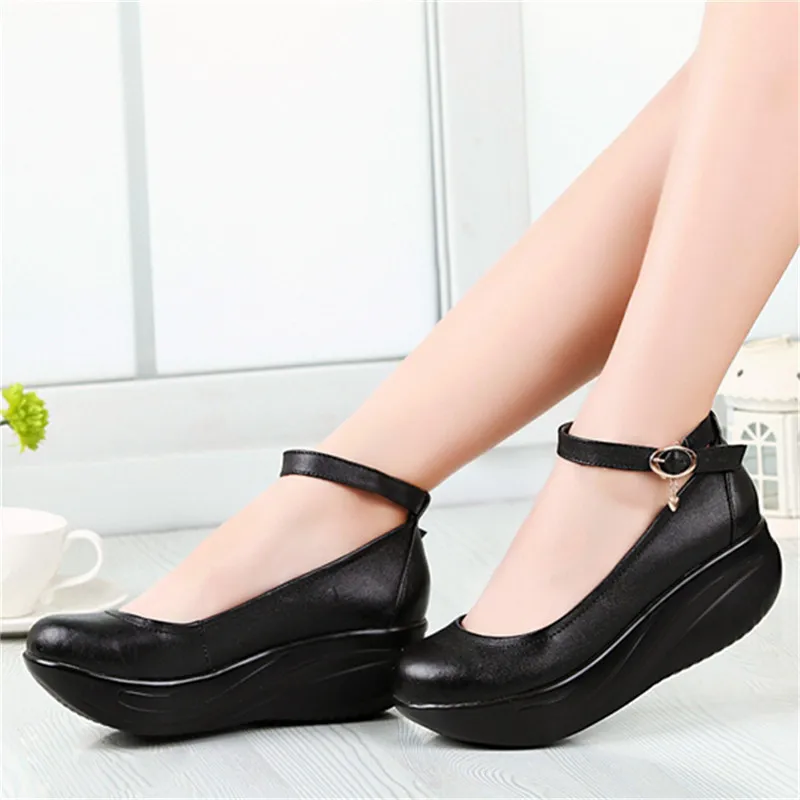 LIN KING/Женская обувь для танцев Сезон весна осень Черные кожаные туфли на танкетке