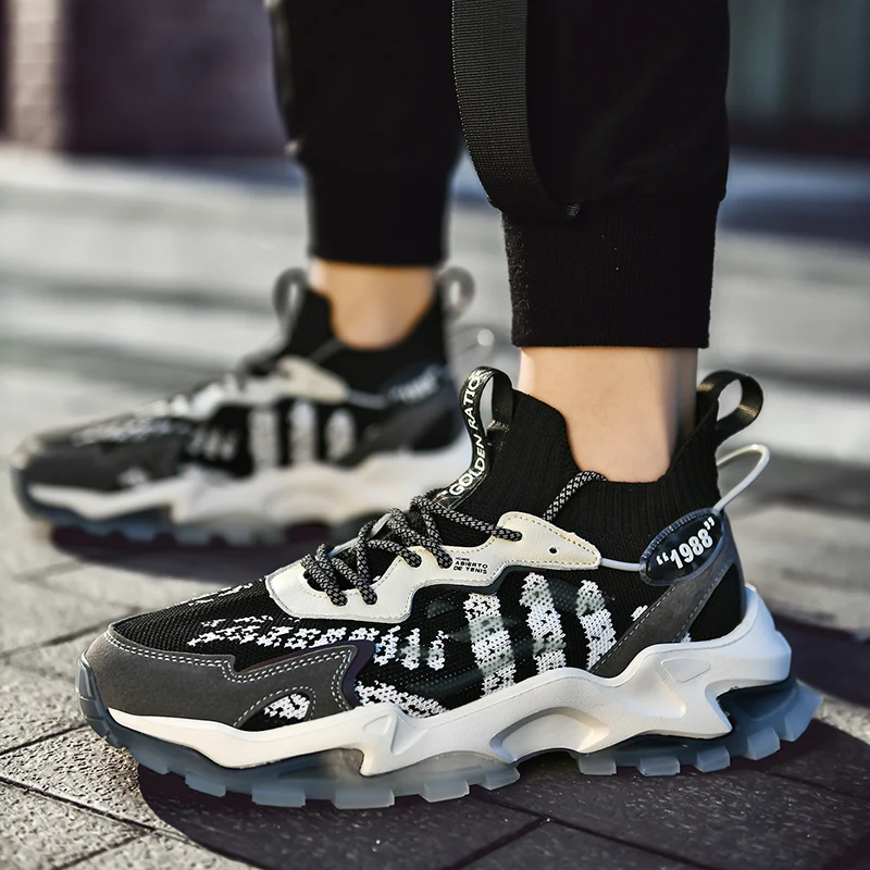 

Running Sneakers Men Fashion Platform Dad Shoes Reflective Streetwear Footwear Breathable Sock Sports Jogging Fitness Trainers
