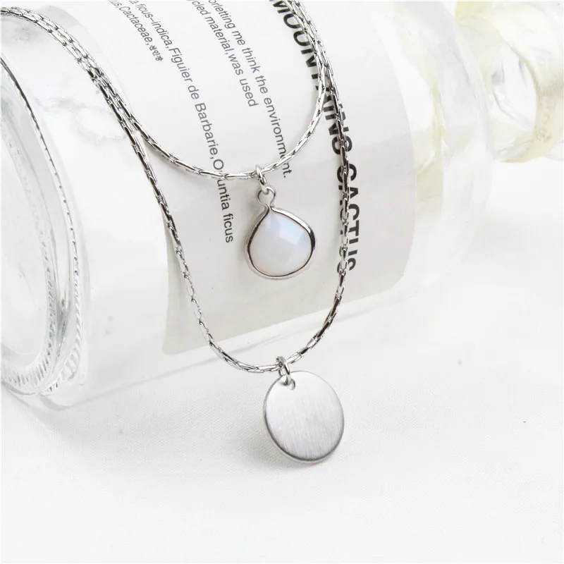 Женская цепочка до ключицы простая матовая с каплями воды и лунным камнем|Колье| |