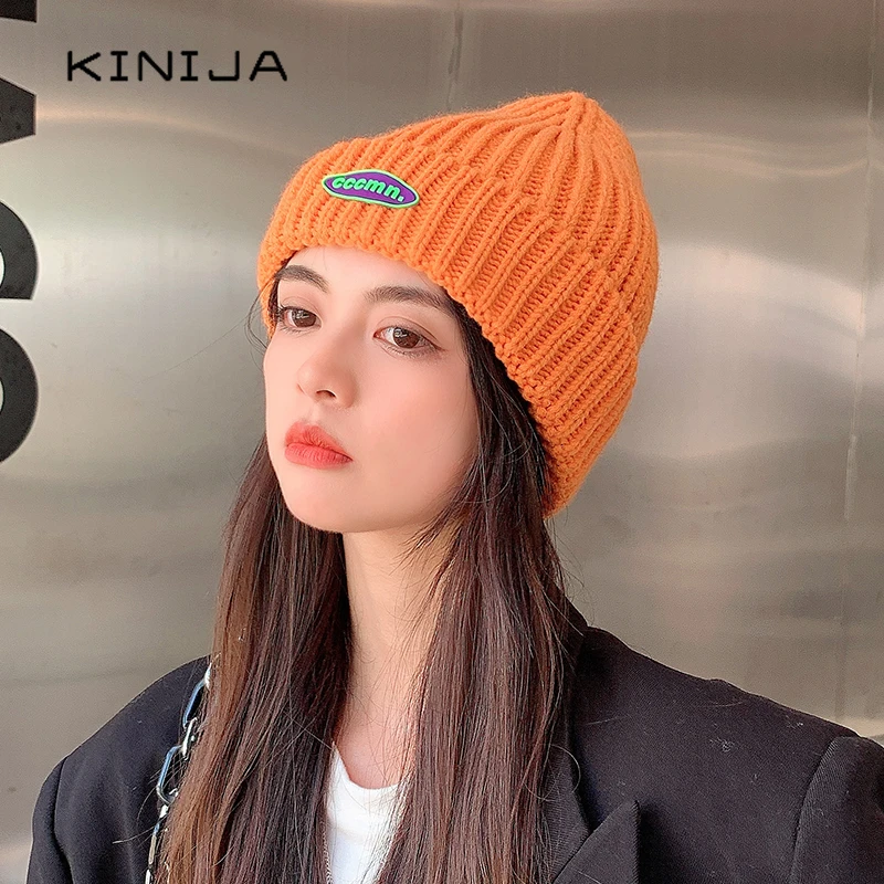 Осенняя вязаная шапка карамельных цветов для холодной погоды однотонные