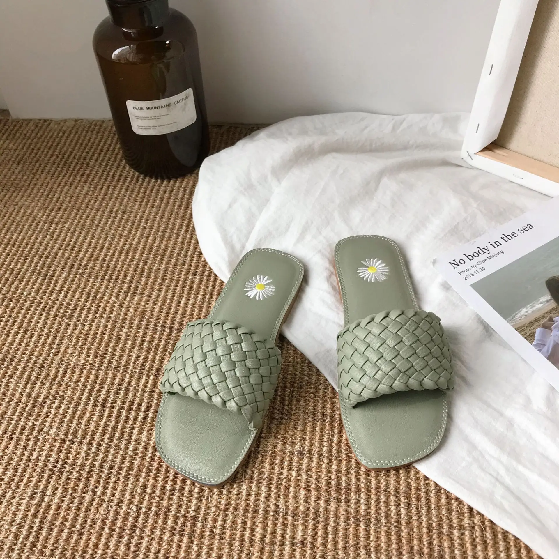 

Shoes Slippers Casual Slipers Women Lady Slides Luxury 2021 Flat Girl Soft Hoof Heels Rome Rubber PU Fabric Fashion Basic