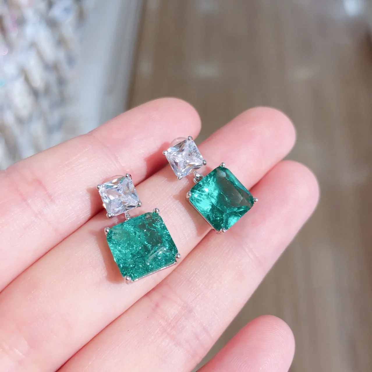 Новые крутые розовые синие ледяные трещины серьги принцессы квадратные |