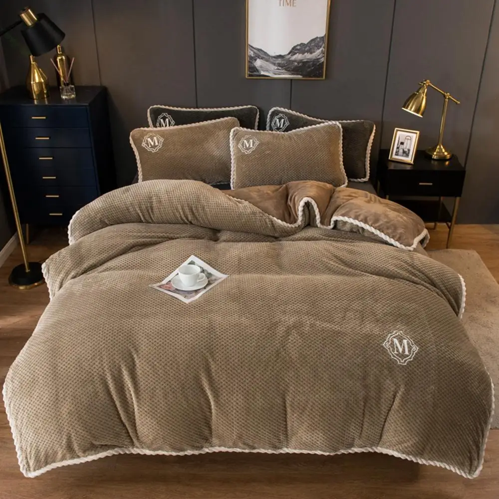 

Winter Flannel Quilt Cover Soft Worm Brown Coral Fleece Comforter Cover 1pcs Thickening Warm Duvet Bedding Cover Pillowcases