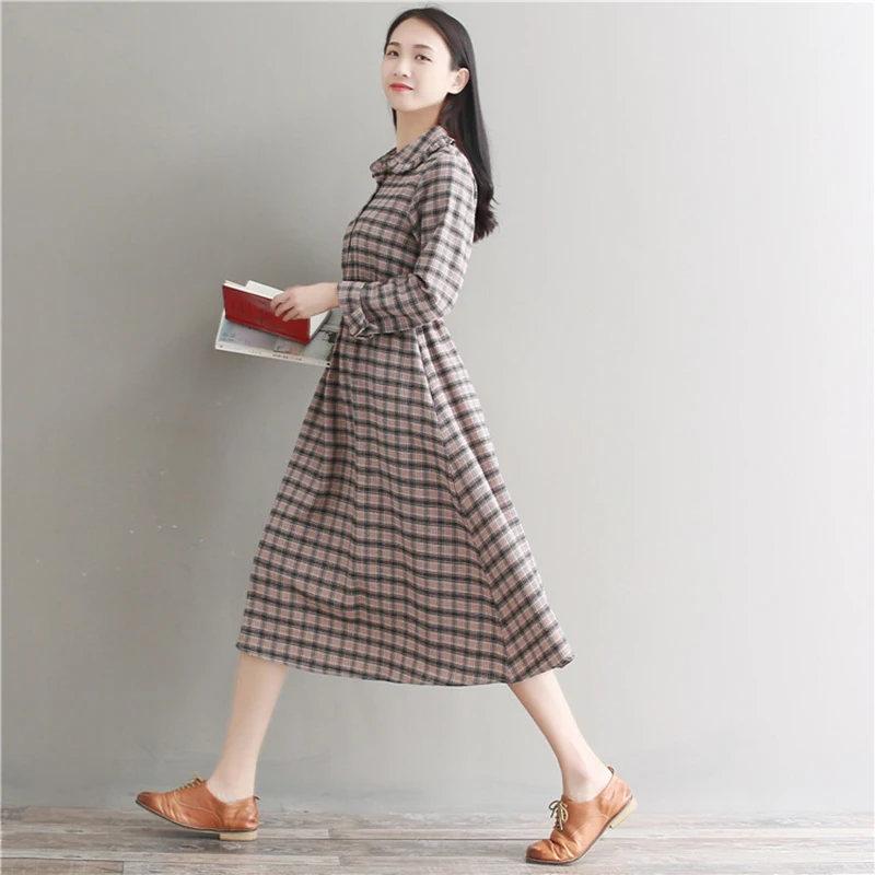 Осеннее женское платье с длинным рукавом винтажное хлопковое и льняное в клетку