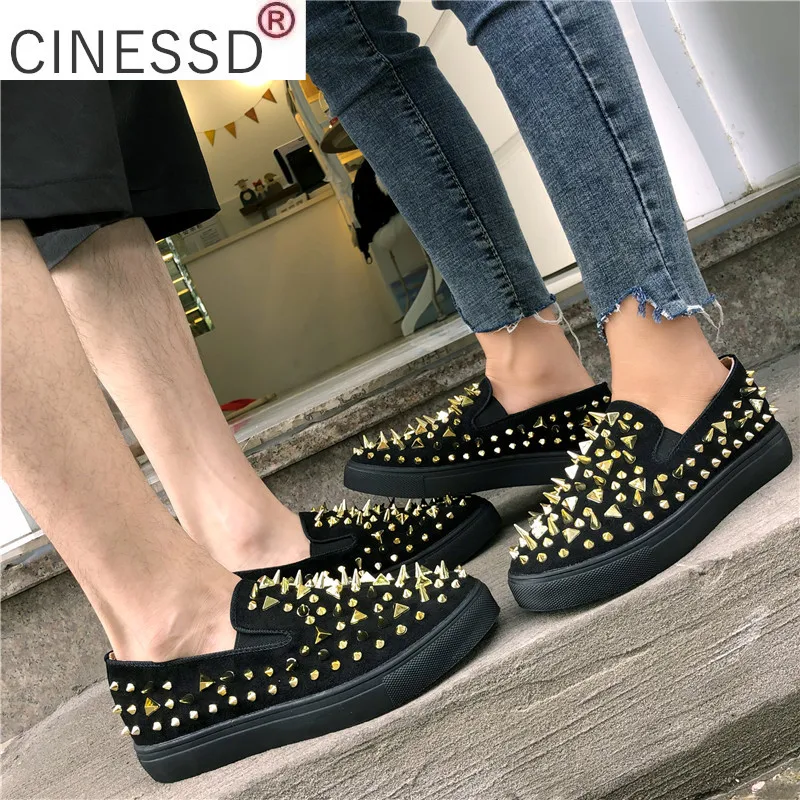 

2021 Women Flats Shoes Casual Studded Flats Luxury Brand Rivet Loafers Unisex Shoes Slip On Big Size