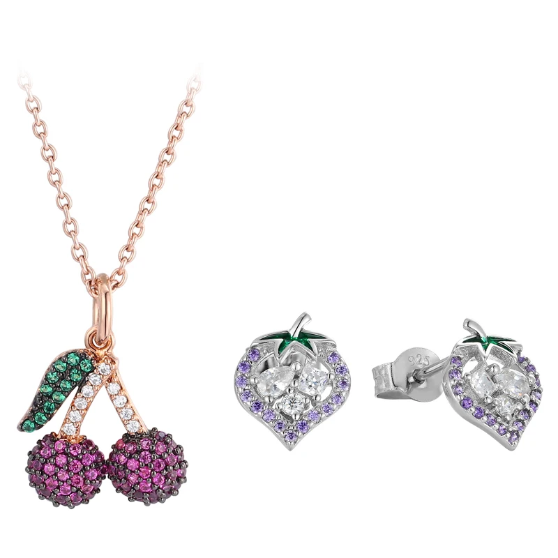 

MrUnicorn S925 Lovely summer strawberry stud earrings female fashion small girl sterling silver earrings gift to his girlfriend