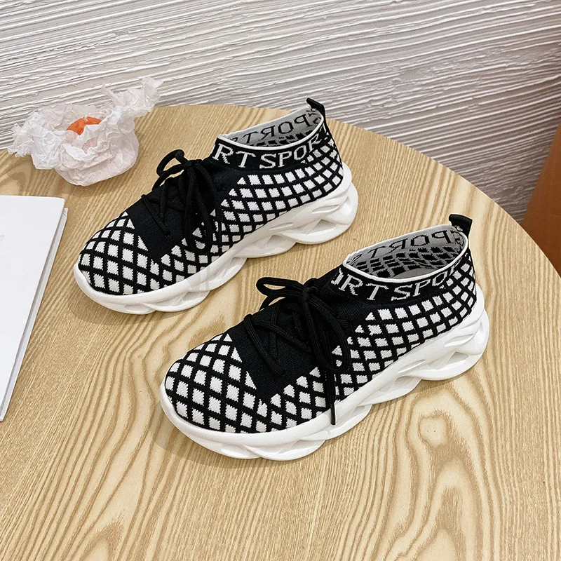 

2021 new fashion design women's running shoes thick-soled socks shoes breathable flying shoes ultra light sports casual shoes