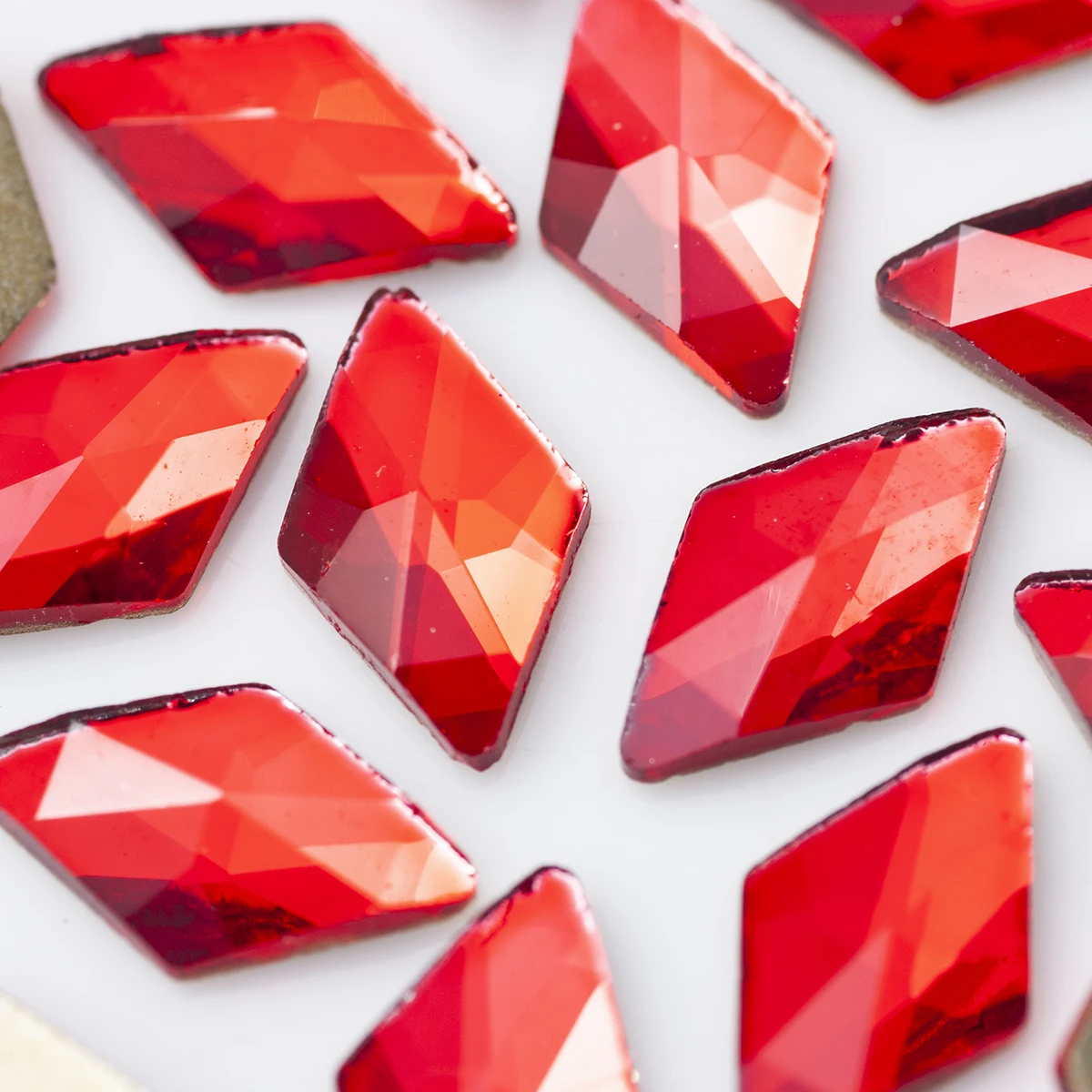 20 штук смешанные Форма красного цвета украшение для ногтей ювелирное изделие на