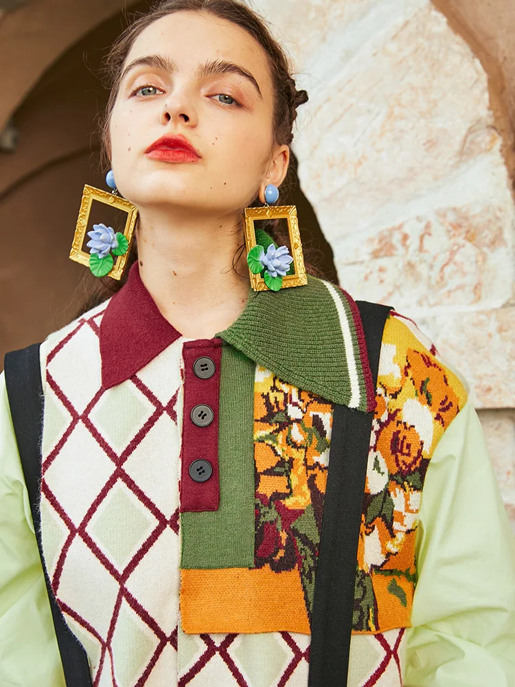 

2021 Autumn Women Vintage Flower Knitted Patch Designs Shirt
