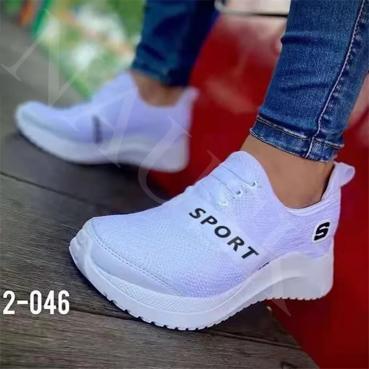 

35~43 Women Slip on Sneakers Shallow Loafers Vulcanized Shoes Breathable Hollow Out Casual Ladies Shoes Woman Zapatilias Mujer