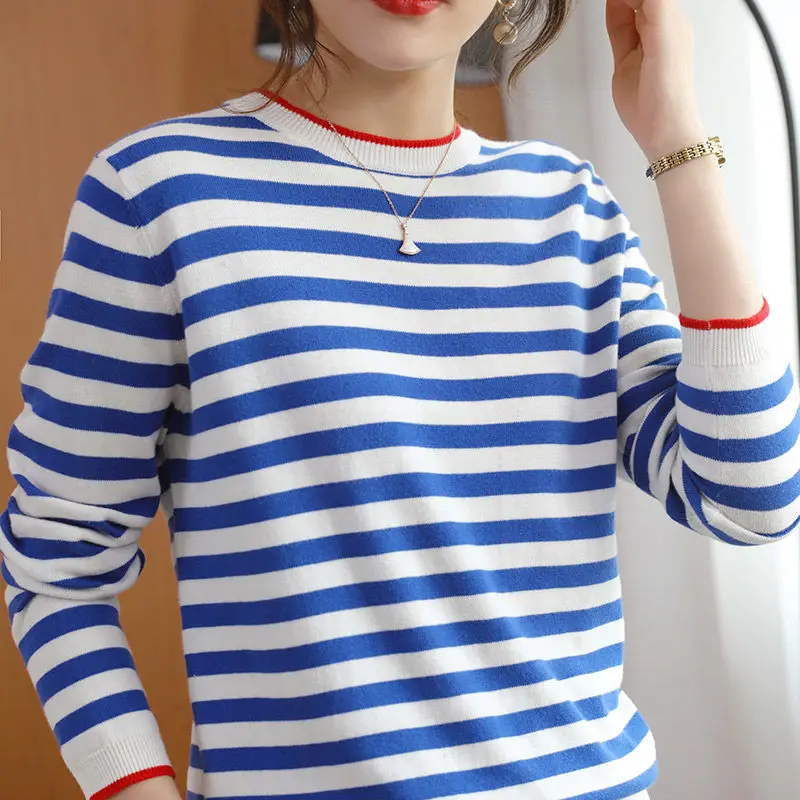 

TuangBiang Blue White Striped O-Neck Women Sweater 2022 Fashion Autumn Winter Basic Loose Pullover Long Sleeve Lady Knitted Tops