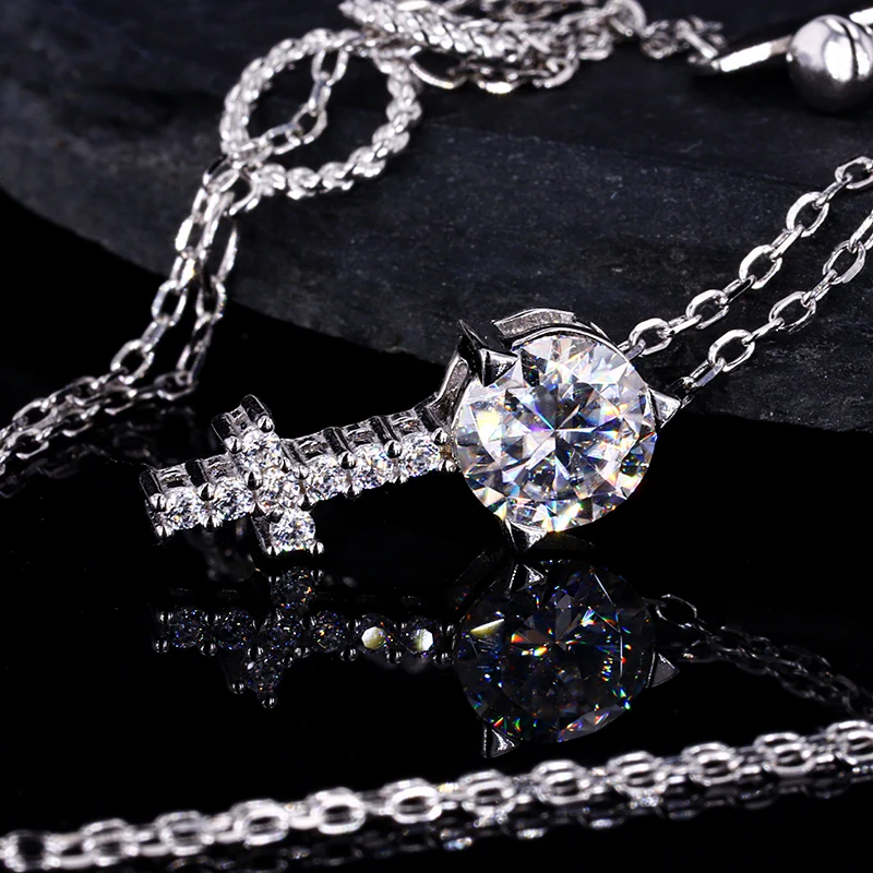 

2021 New Style 6.5mm D Color Moissanite Sagittarius Shape 925 Sterling Silver Necklace