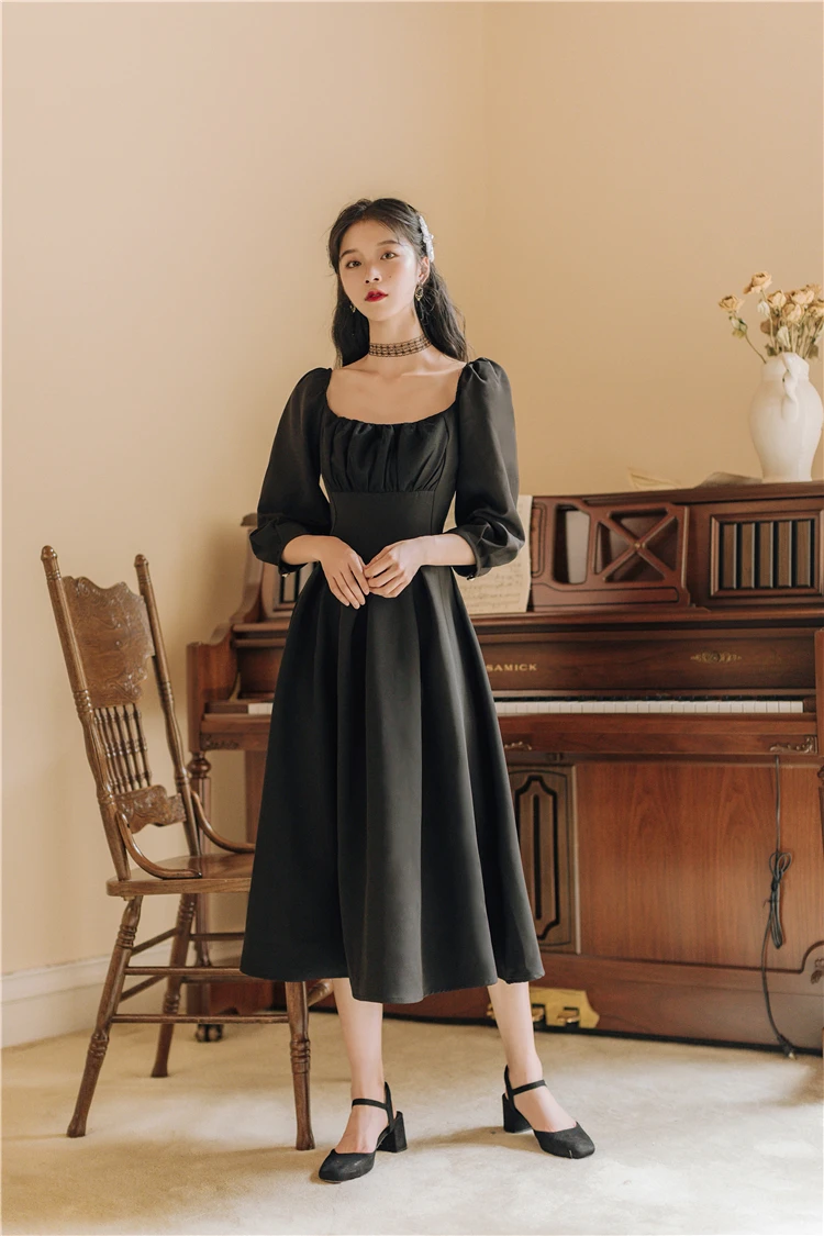 SWEETXUE Vintage black dress Sexy Square Collar Puff Sleeve Black Pleated High Waist Comfort Elegant Club Fashion Women Dresses