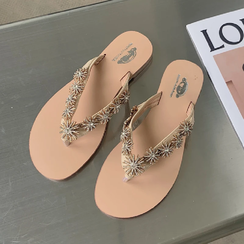 

2021 Summer New Fashion Shoes for Women Sandal Fairy Wedge Heel Bohemian Diamond Sandal Flip-flop Flat Sandal Plus Size 39