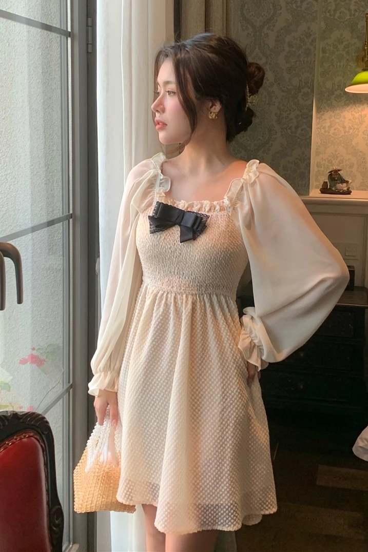 

2021 New Spring and Summer Waist French Temperament Is Thin Short Skirt Stitching Chiffon Dress