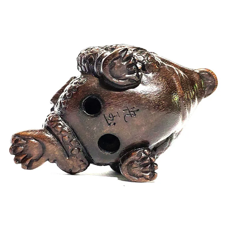 

Y6975 - Collectible 20 Years OLD 2" Hand Carved Ironwood Netsuke - 3-Leg Toad