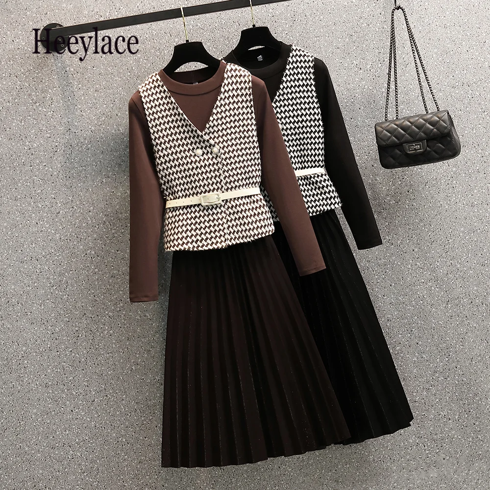 

Plus Size Women Fall Winter Thick Warm 2 Pieces Set Korean Casual Long Sleeve Patchwork Pleated Dresses And Plaid Tweed Vest Set