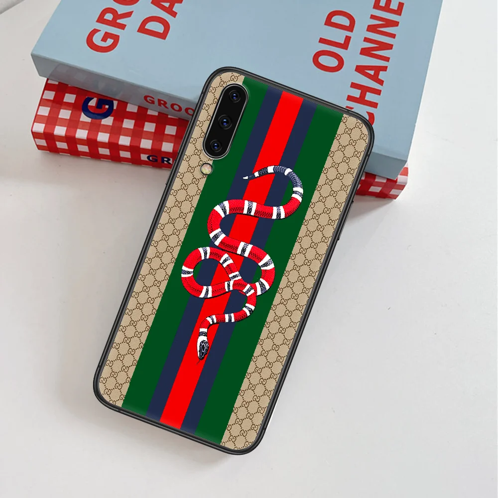 

Italy Luxury Fashion Brand Snaker Tiger Phone Case For Samsung Galaxy A 3 5 7 8 10 20 20E 21S 30 30S 40 50 51 70 71 black Back