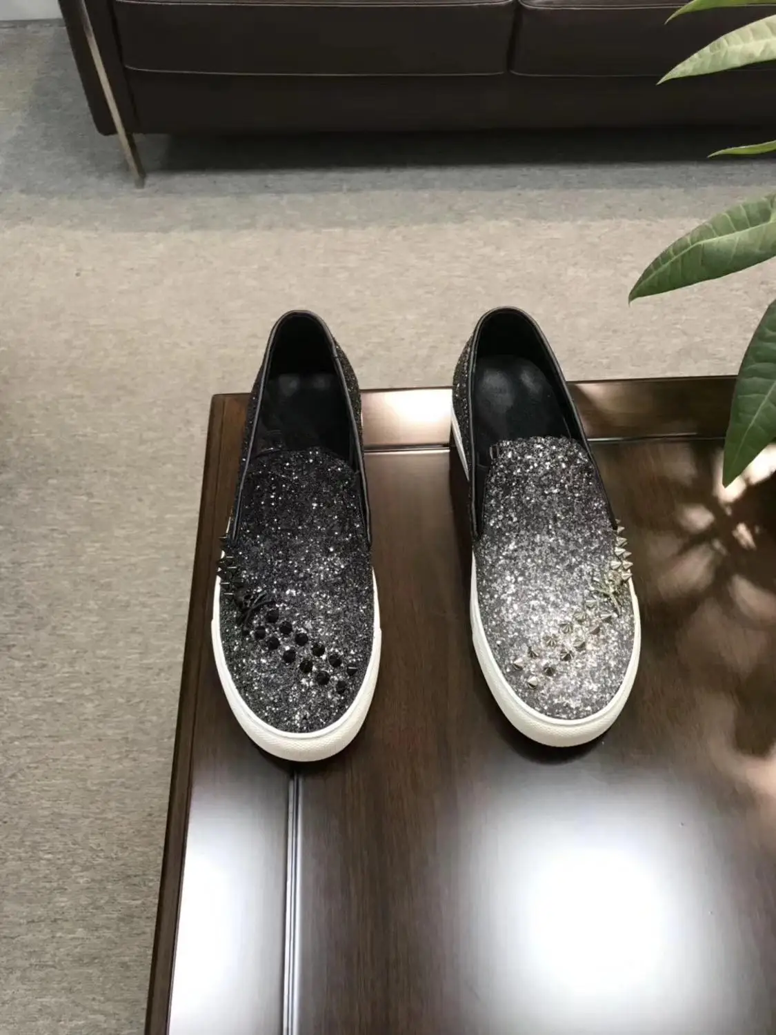 Мужские кожаные мокасины с шипами для вождения | Обувь