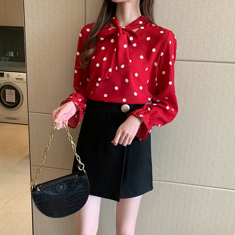 Женские шифоновые блузки в горошек с галстуком бабочкой красные черные белые для