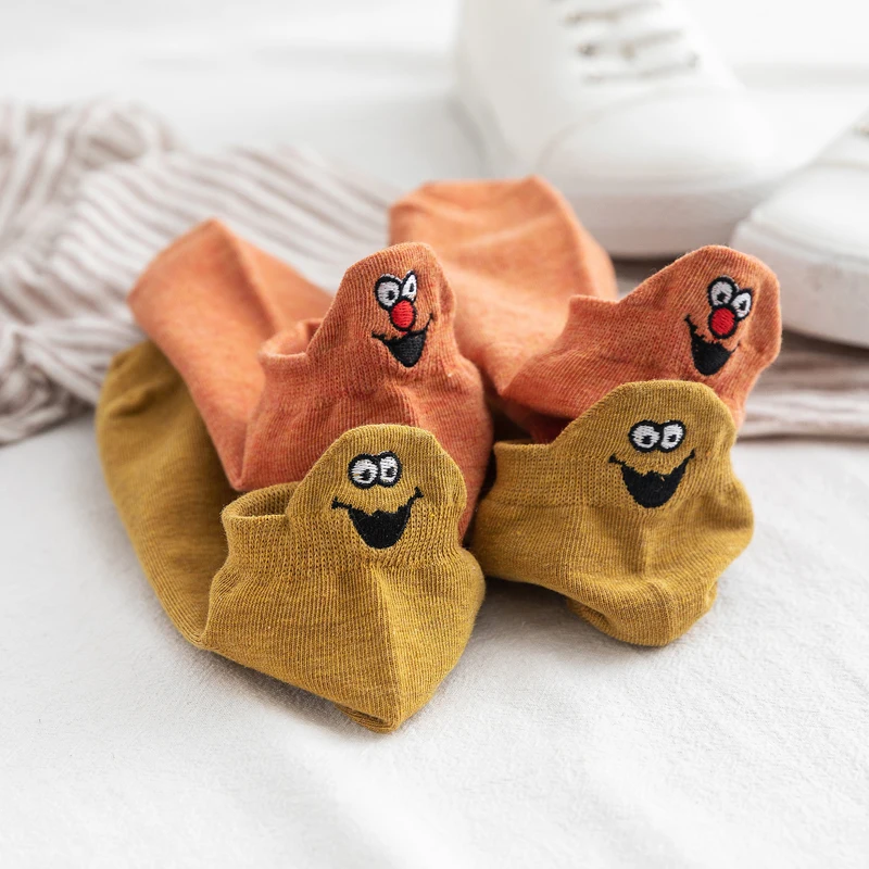 

5 Pairs/Pack Kawaii Embroidered Expression Women Socks Happy Fashion Ankle Funny Socks Women Cotton Summer Candy Color