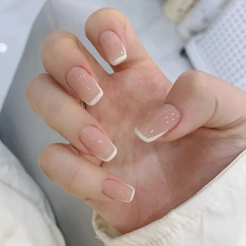 

24pcs Skin Color Wear Short Paragraph Fashion Manicure Patch False Nails Save Time Wearable Nail Patch NE