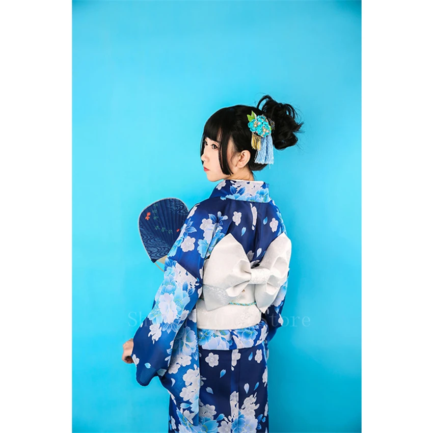 Традиционное японское кимоно в стиле ретро женское винтажное юката с цветами