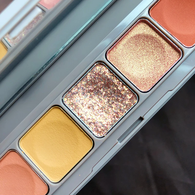 Палитра теней для век NOVO матовые мерцающие тени с блеском дымчатые