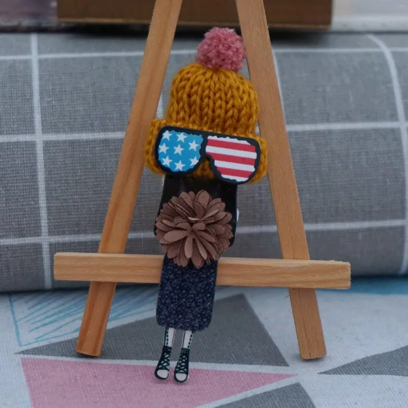 

woman wool hat with glass brooch fashion pins badges