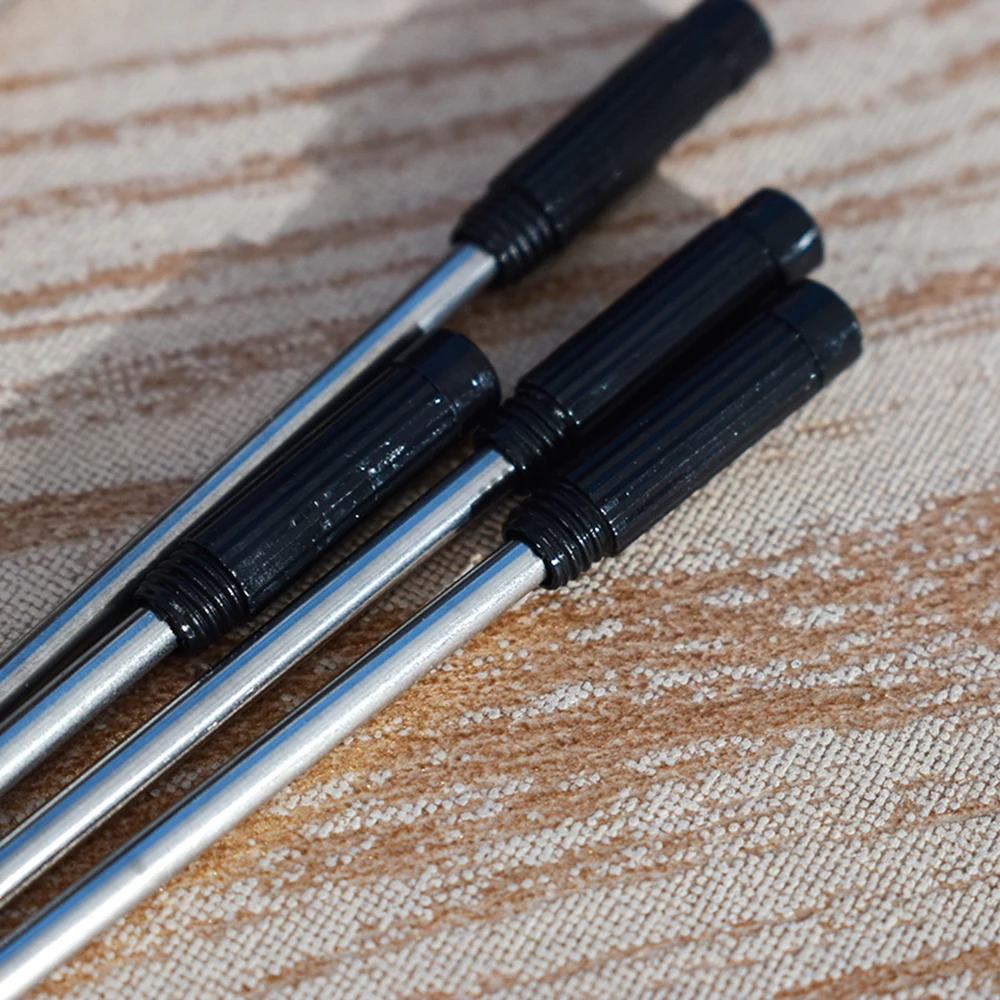 Шариковая ручка в поперечном стиле чернильные стержни черные и синие полезные