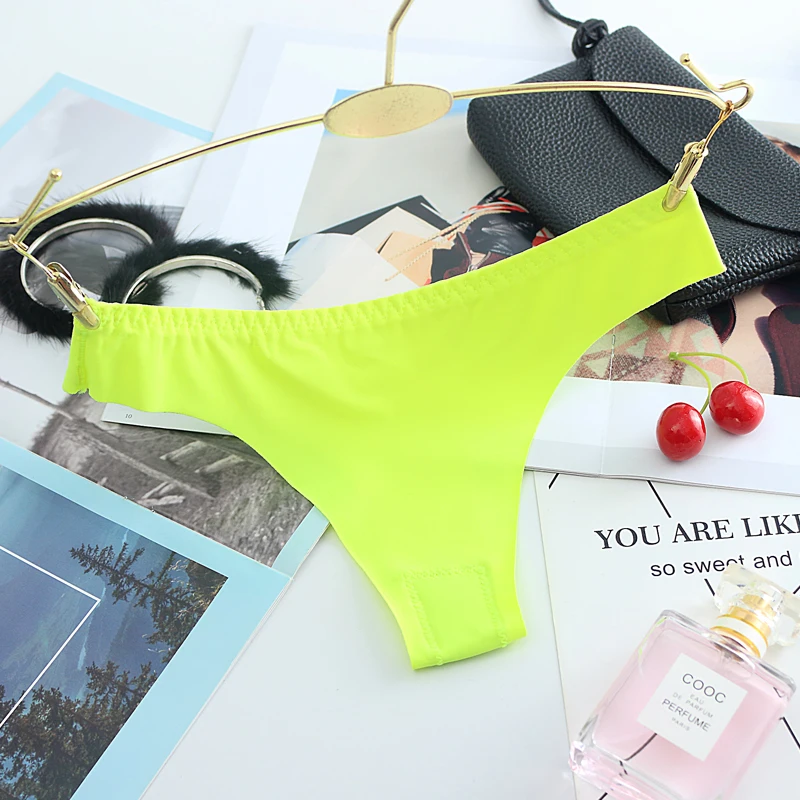 

Sexy Thong Seamless Thongs Ladies Underwear Woman Panties Ice Silk Sports Intimate Panty Women Underpants M-L Six Color